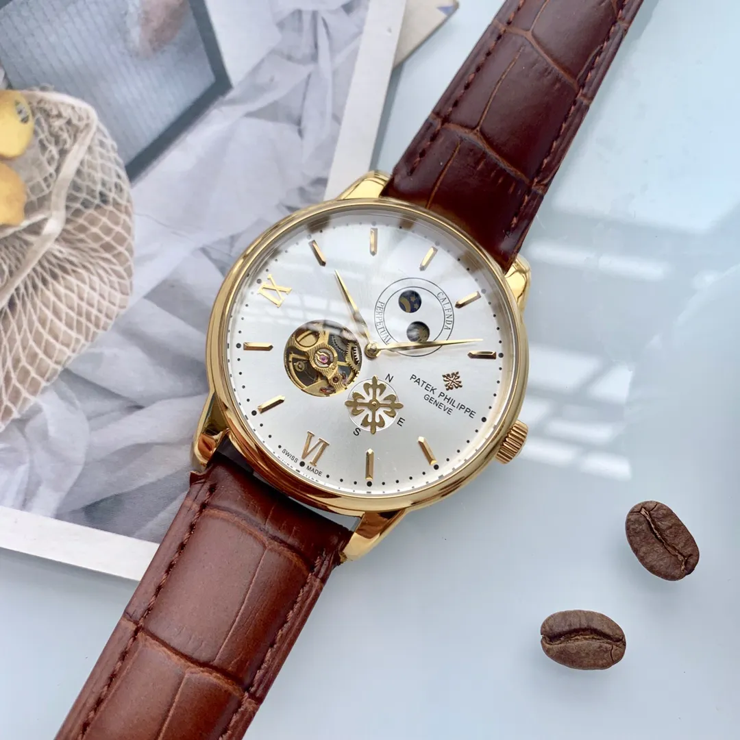 [Foreign trade import] 💰1240 Patek Philippe (top quality, grand appearance) 🎉🎉 [Type]: Fine men's watch (top) top [Strap]: Genuine leather strap (durable) [Movement]: Top mechanical movement (stable) [Material]: Mineral super strong mirror (wear-resistant) Exquisite quality Generous style Excellent temperament Wisdom and exclusivity [Size]: 42mm diameter and 12mm thick Hot sale on the market! Welcome to reprint!
